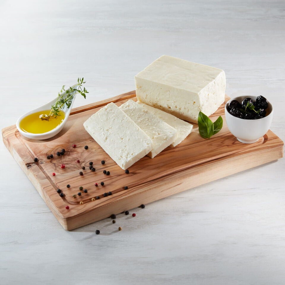 Müdavim Sert Keçi Peyniri